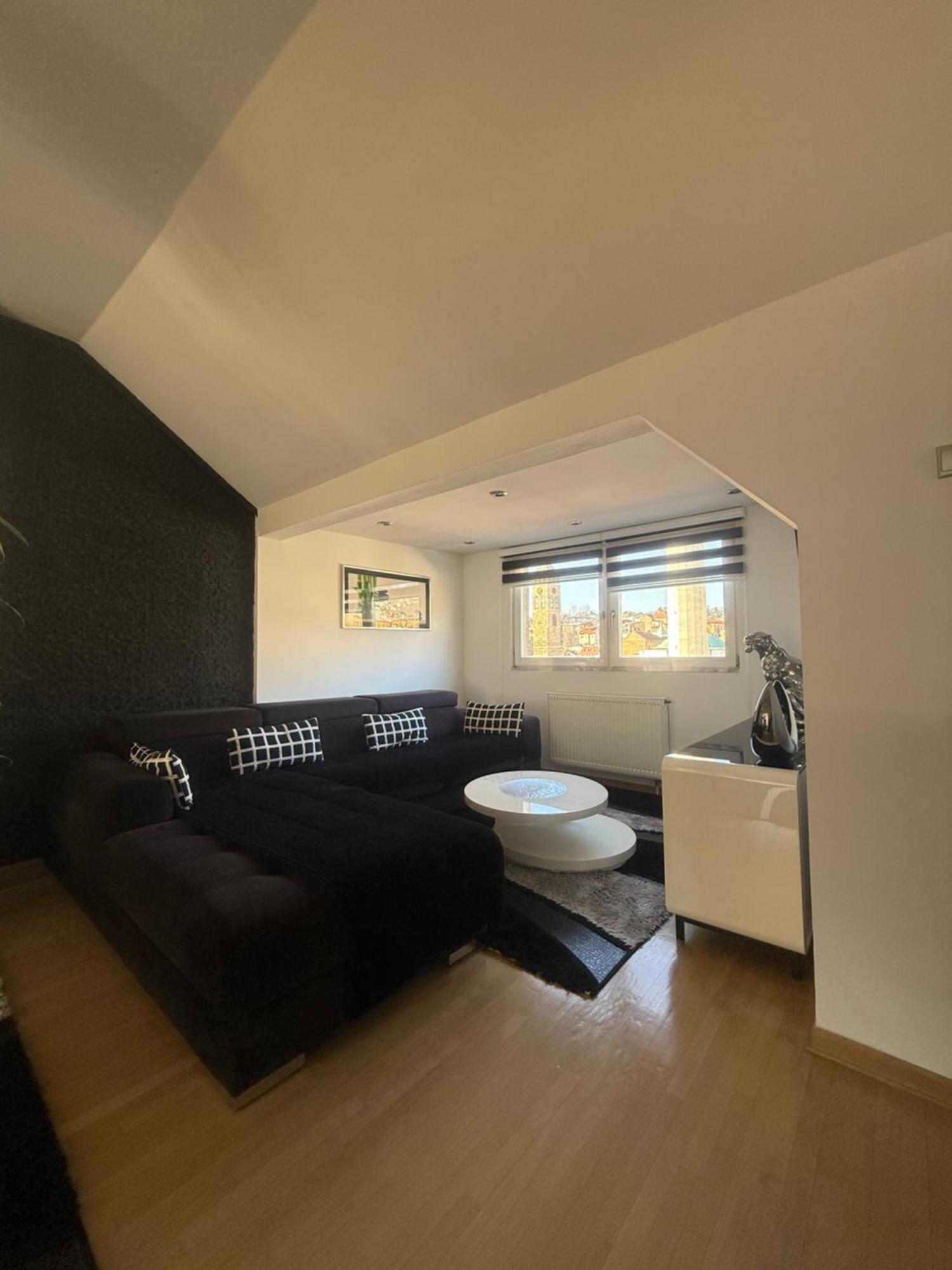 Apartment Luxury Black & White Sarajevo