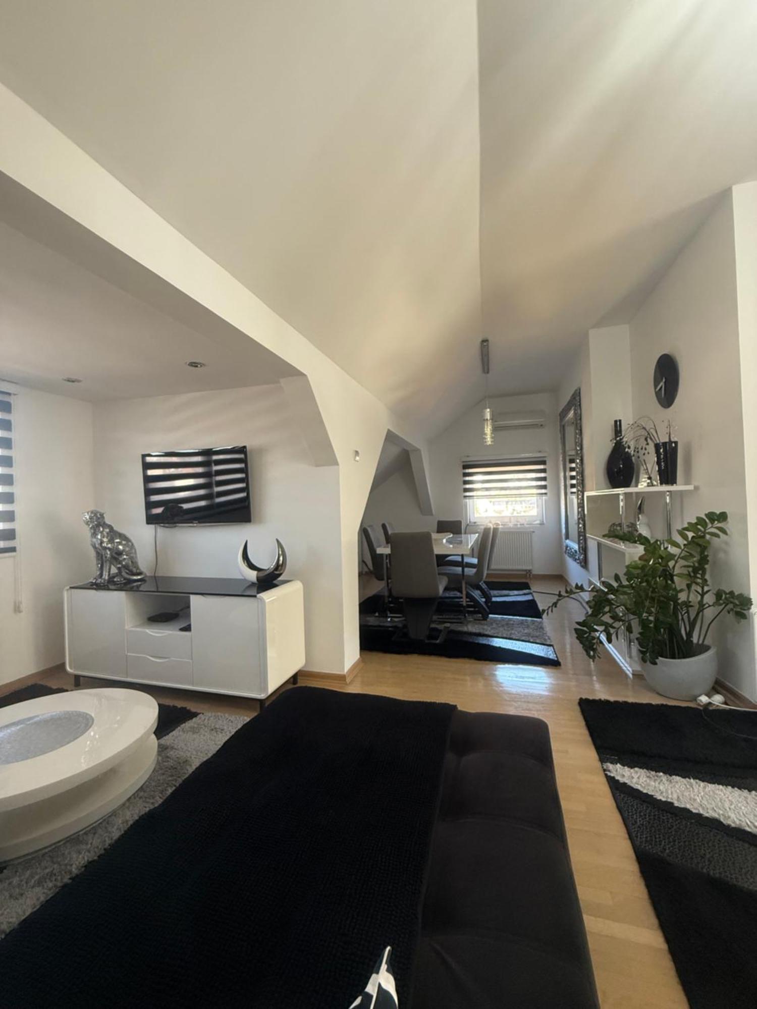 Luxury Black & White Apartment Sarajevo